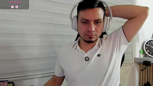 Rick_Adams – Naživo XXX chat