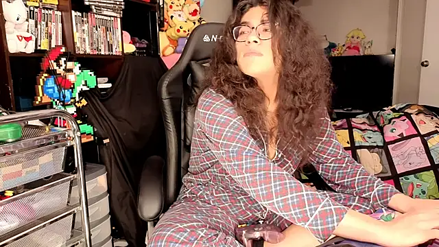 ShinyCherub: онлайн-секс-чат