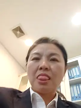 WHUANUOZANYTO Chat XXX live