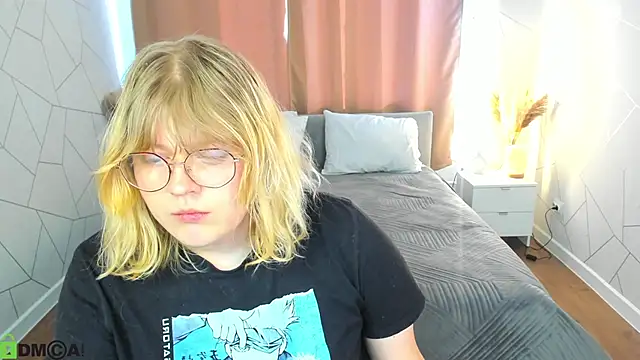 luna_c0ra Chat XXX in diretta