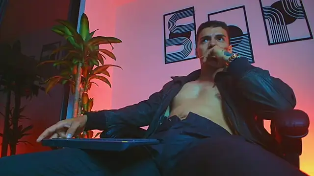 ALPHA_DOMINUS_: απευθείας συνομιλία ΧΧΧ