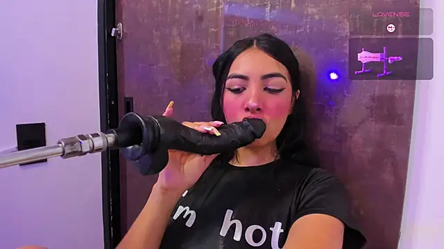 Chat XXX ao vivo de cherry_skinny_