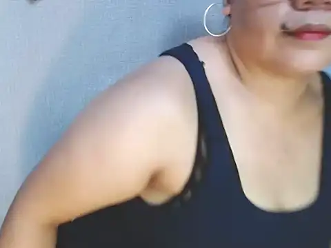 ambersmile Adlı Modelin Canlı XXX Sohbeti