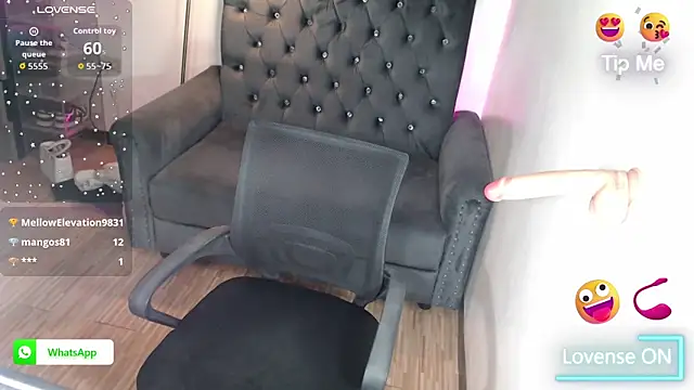 Alexa_Charm456 élő XXX-chatje