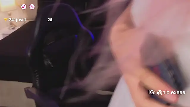 Chat XXX ao vivo de Nioki_