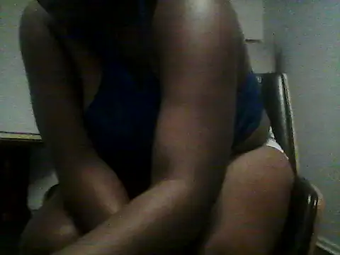 Thickdarkbby webkamerás műsora