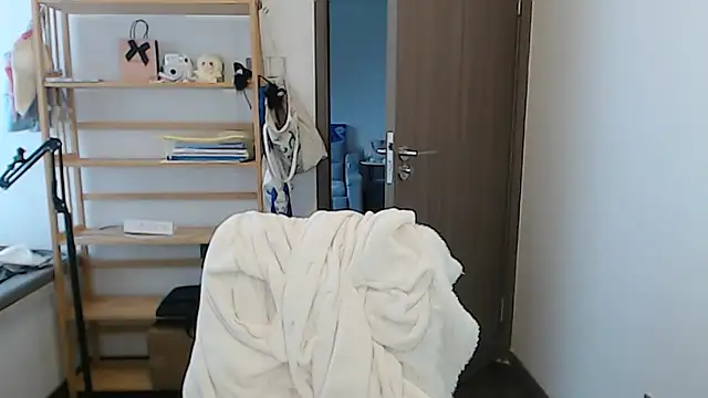 Mimi-cnbabyのライブXXXチャット