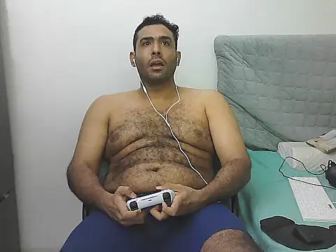 AlphaLatinoBear webcam show