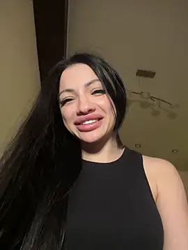 Layana_Ro লাইভ XXX চ্যাট