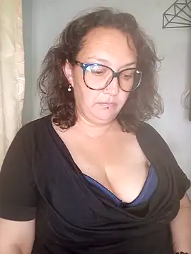 _Saraqueen's Live XXX Chat