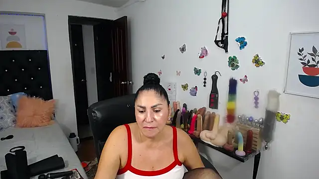 mature_bigboobs10n Live XXX chat