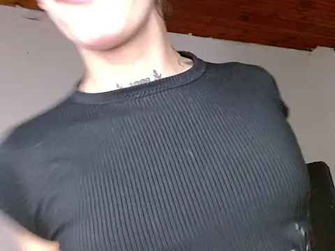 Scarlett_crastrawberryのウェブカメラショー