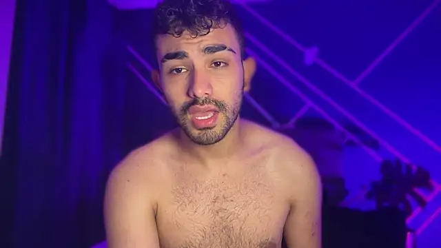 Czat XXX na żywo – juancho_hairy