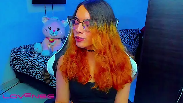 lillykittyyy élő XXX-chatje