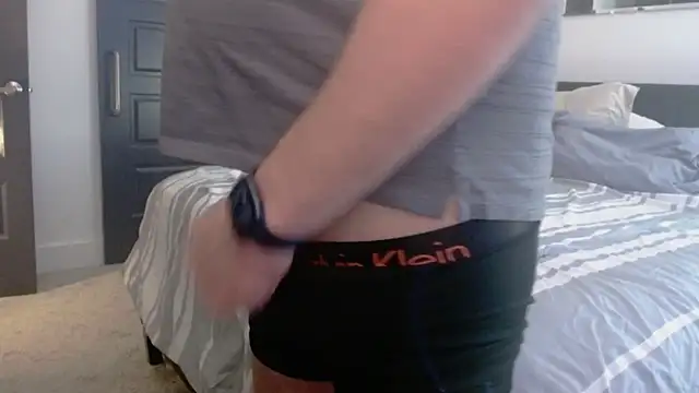 BlameItOnJunior's Webcam Show