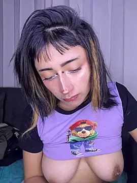 baby_akuma Adlı Modelin Canlı XXX Sohbeti