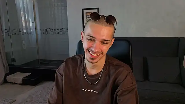 KaydenDrew Chat XXX in diretta