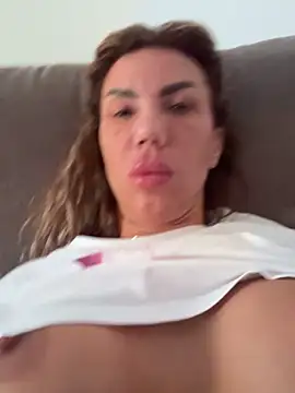 LoreennAny Webcam show