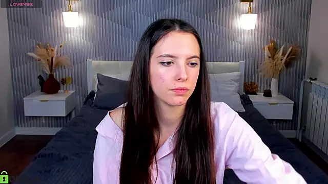 elise_robbie Chat XXX live