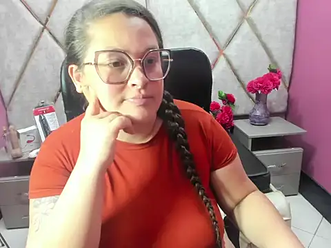 Chat XXX en directo de Sarah_Boobs_