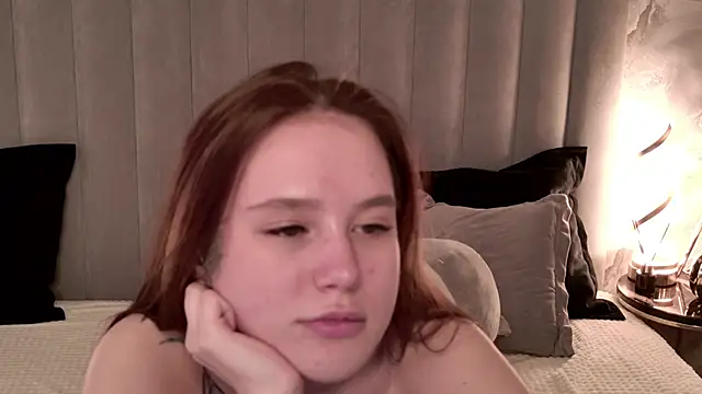 CarolineTenders Adlı Modelin Canlı XXX Sohbeti