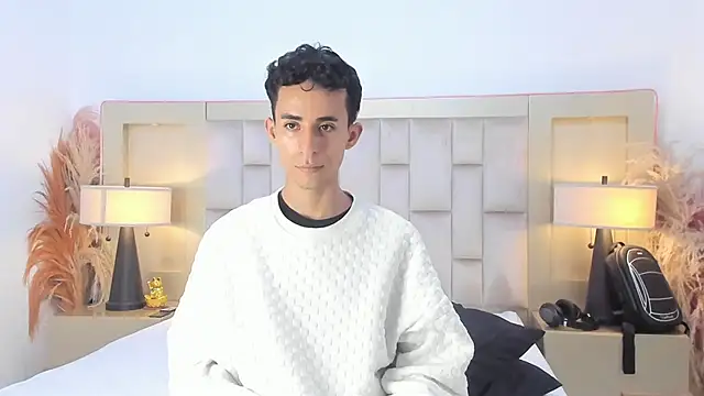 Zahir_Ashar Adlı Modelin Canlı XXX Sohbeti