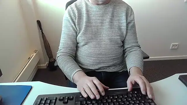 Buggemann 现场XXX聊天