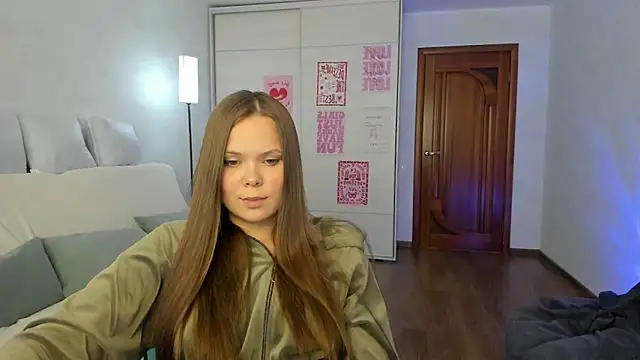 Kira_love_81 Live XXX-chat