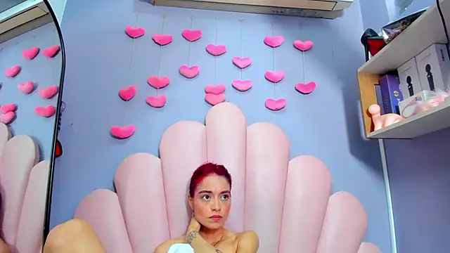 luci_miller Adlı Modelin Canlı XXX Sohbeti