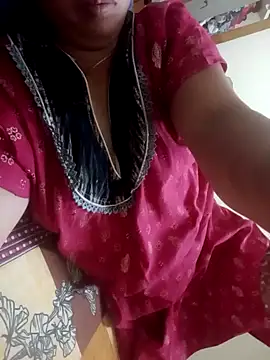 SwatanshiのライブXXXチャット