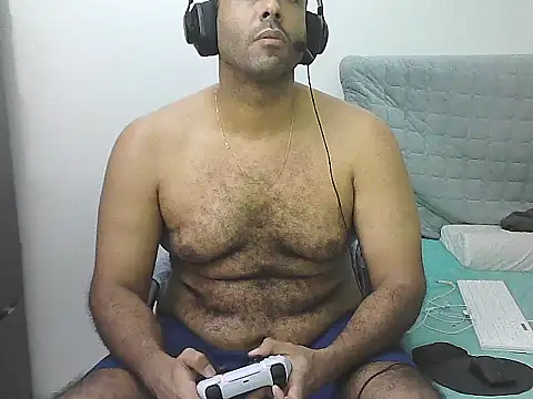 โชว์เว็บแคมของ AlphaLatinoBear