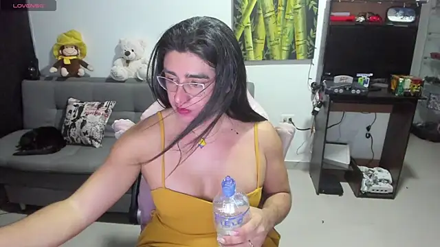 Khalifa_Gold Live XXX-Chat