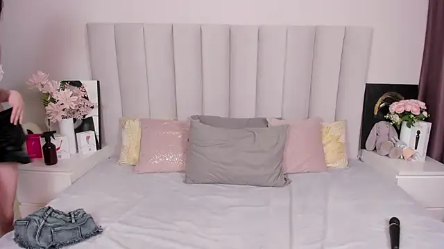 MiaKarlos' Live XXX Chat