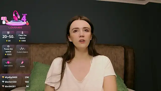 IamMolly's Live XXX Chat