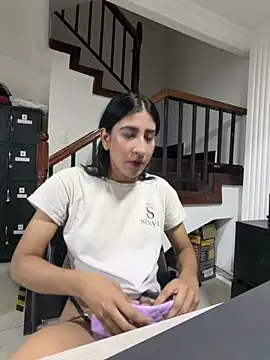 Violet_rousse7's Webcam Show