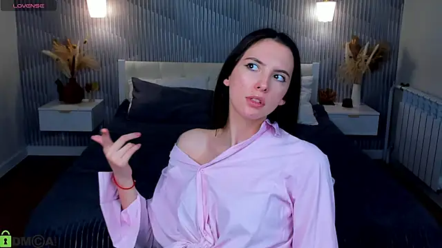 elise_robbie Chat XXX in diretta