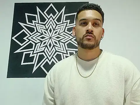 Pokazy przed kamerką – _CHRIS-DENNIS_