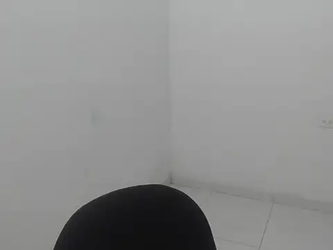 estefania224 即時 XXX 聊天