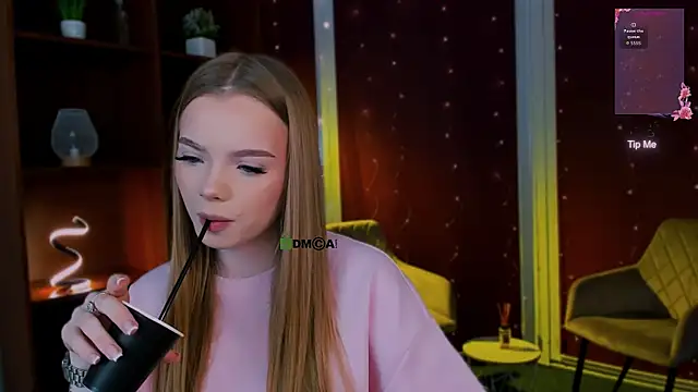 maddy_moah: онлайн-секс-чат