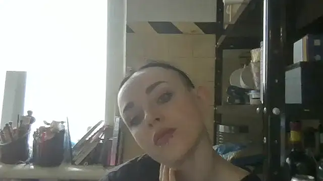 Trinsy_Love: онлайн-секс-чат