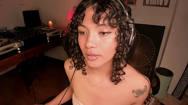 Nati____: απευθείας συνομιλία ΧΧΧ