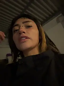 baby_akuma 现场XXX聊天