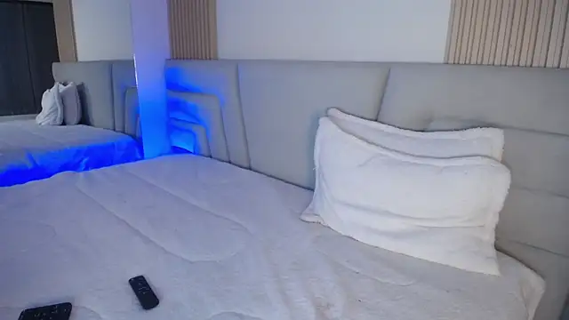 Miss_Loise live XXX chat