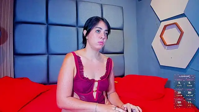 CORAL_FOX's Webcam Show