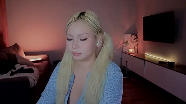 RileyMee Chat XXX in diretta