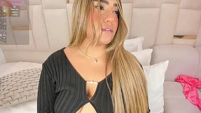 angueljonnes élő XXX-chatje