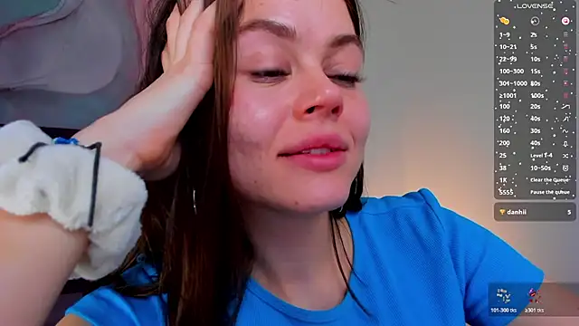 Kelly_Cuutie Live XXX-Chat