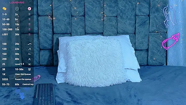 NicolasTorrez: вебкам-шоу