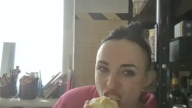 Trinsy_Love লাইভ XXX চ্যাট