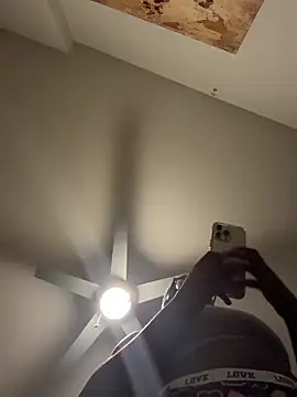 TilaTotti Chat XXX in diretta